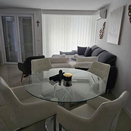 Apartman Stella Rovanjska Eksteriør billede